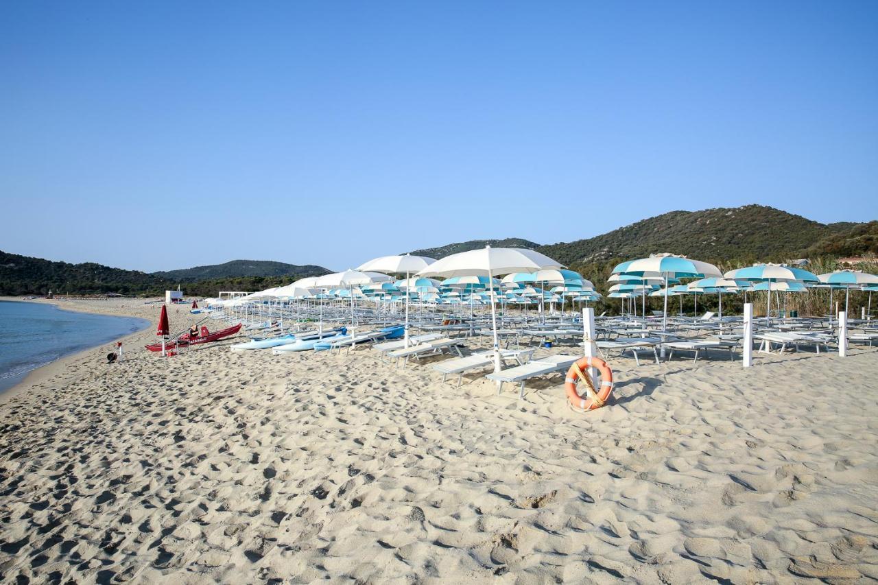 Limone Beach Resort Castiadas Eksteriør billede